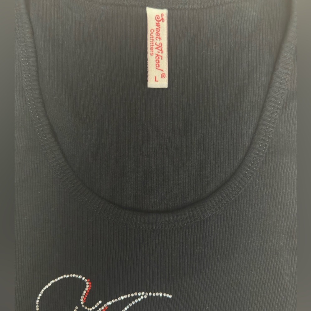 Aruba Black Ribbed Tank - Picture 3 of 4